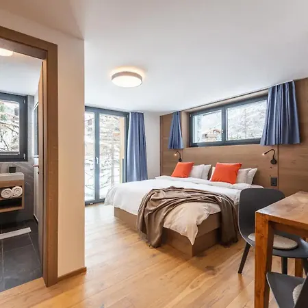 Luxury 10 Guest Chalet In - If You Want To Book, Please Contact On Wh-ats-app - 0034-605-434-371 !!!! زيرمات